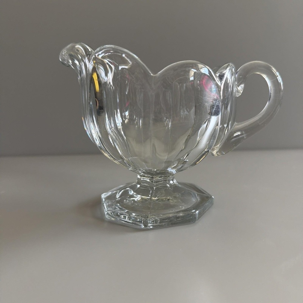 Vintage Heisey Pressed Glass Creamer "Peerless" #300 Scallop Petal Floral